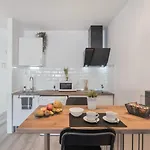 Moderno Estudio Con Piscina En - Ideal Parejas * أرونا