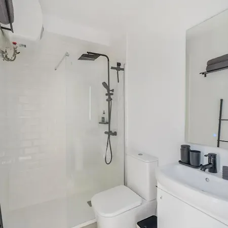 Moderno Estudio Con Piscina En - Ideal Parejas