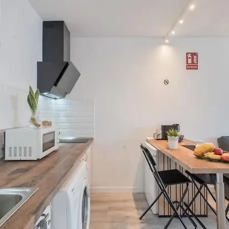 Moderno Estudio Con Piscina En - Ideal Parejas