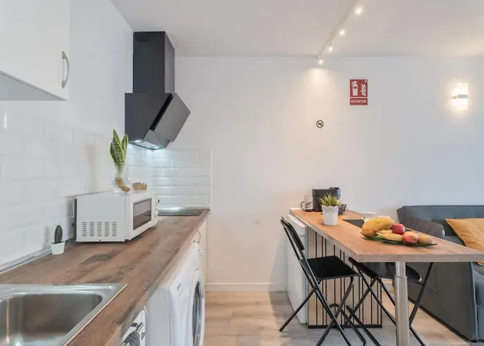 Moderno Estudio Con Piscina En - Ideal Parejas