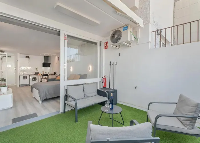 Moderno Estudio Con Piscina En - Ideal Parejas Daire